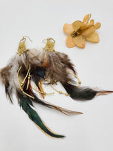 Load image into Gallery viewer, Earrings Feather