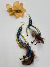 Load image into Gallery viewer, Earrings Eliza