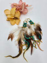 Load image into Gallery viewer, Earrings Feather