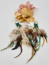 Load image into Gallery viewer, Earrings Feather