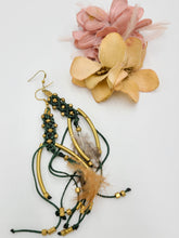 Load image into Gallery viewer, Earrings Eliza