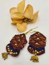 Load image into Gallery viewer, Earrings Dogma