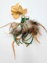 Load image into Gallery viewer, Earrings Feather