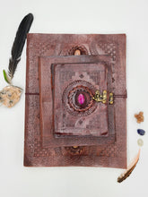 Load image into Gallery viewer, Book Orion