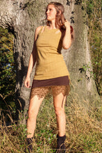 Load image into Gallery viewer, Top Debbie