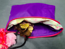Load image into Gallery viewer, Hippie Bunny Zipper Pouch